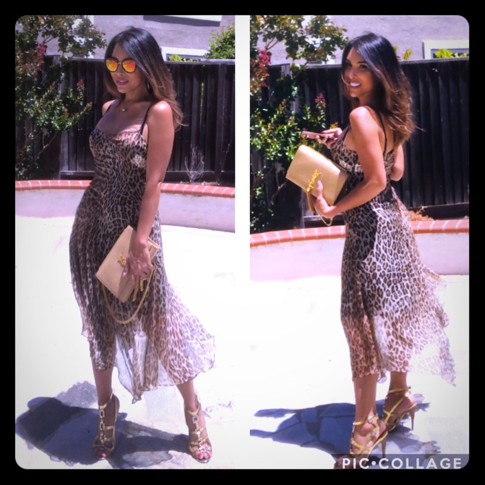 Leopard print gorgeous & classy dress